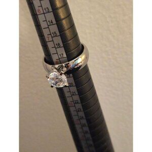 Silvertone Solitaire Fashion Ring with Large Clear Stone, Size 8